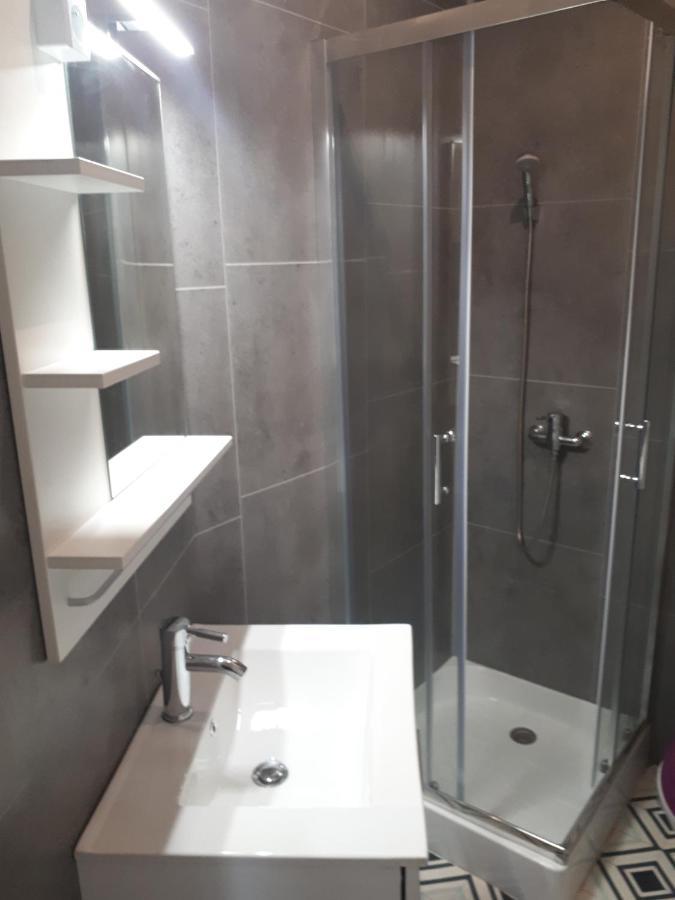 Rent4Night Grenoble Aigle Apartman Kültér fotó